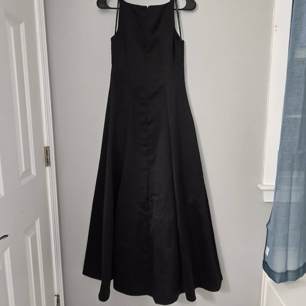 Betsy & Adam Elegant Black Formal Dress - Picture 4 of 8
